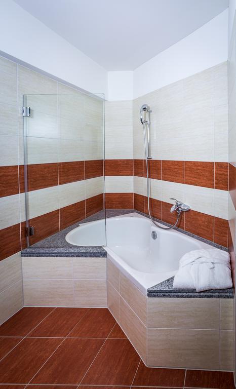 בלינצונה Hotel Unione חדר תמונה