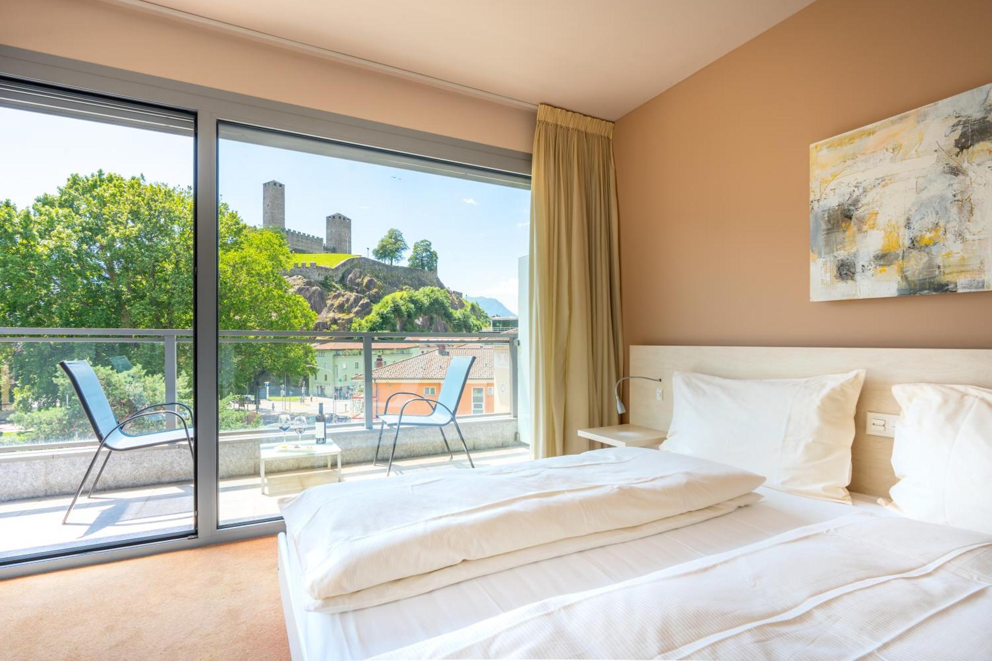 בלינצונה Hotel Unione מראה חיצוני תמונה
